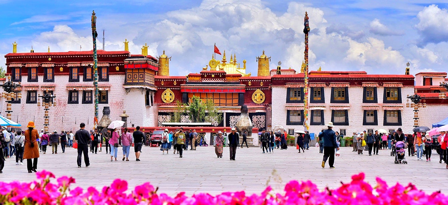 Exploring Lhasa: A Cultural and Historical Guide