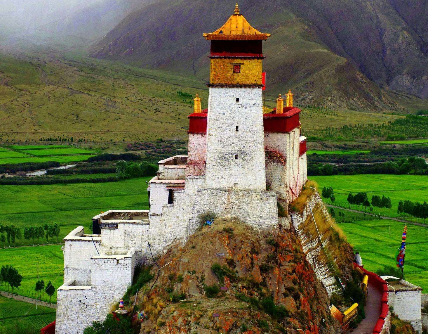 Tibet Travel Tips: What You Need to Know Before You Go